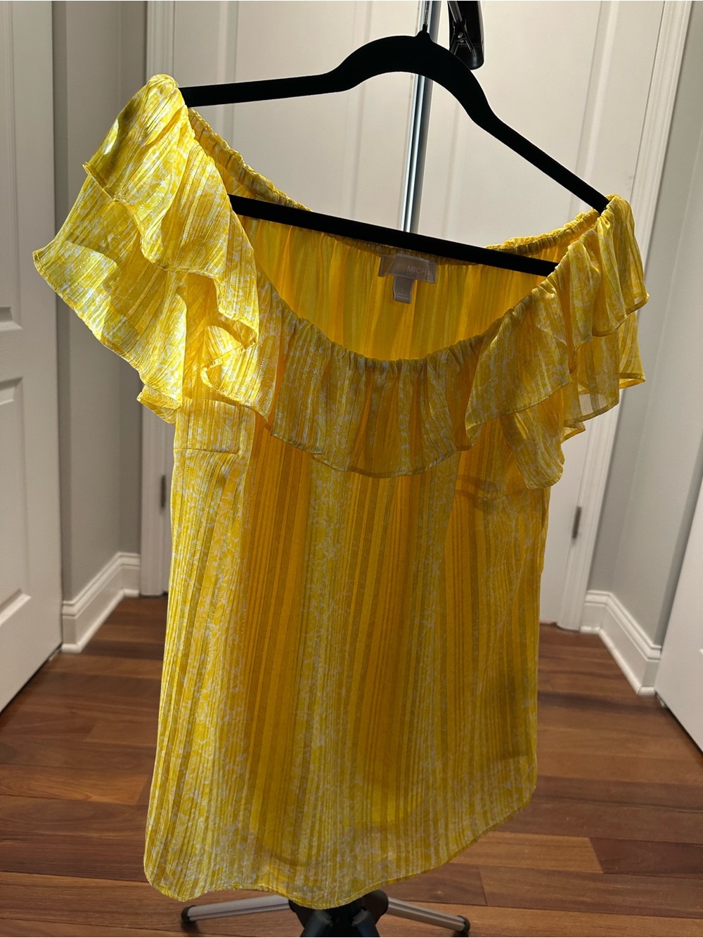 MICHAEL Michael Kors Yellow Ruffle Off-Shoulder Blouse